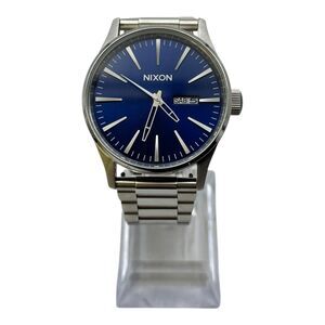Nixon Sentry SS Men's Stainless Steel Watch Versatile Daily Wear